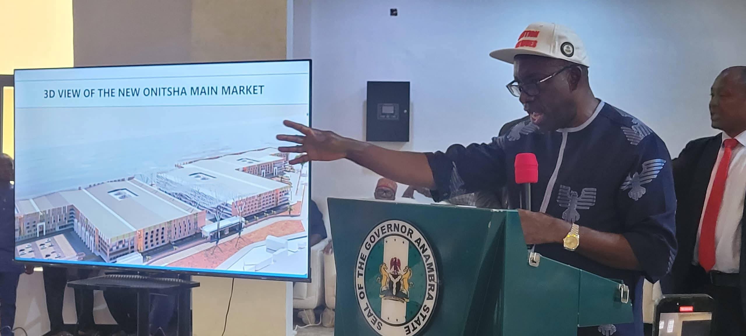 Governor Soludo addressing traders about the remodelling of the Onitsha market