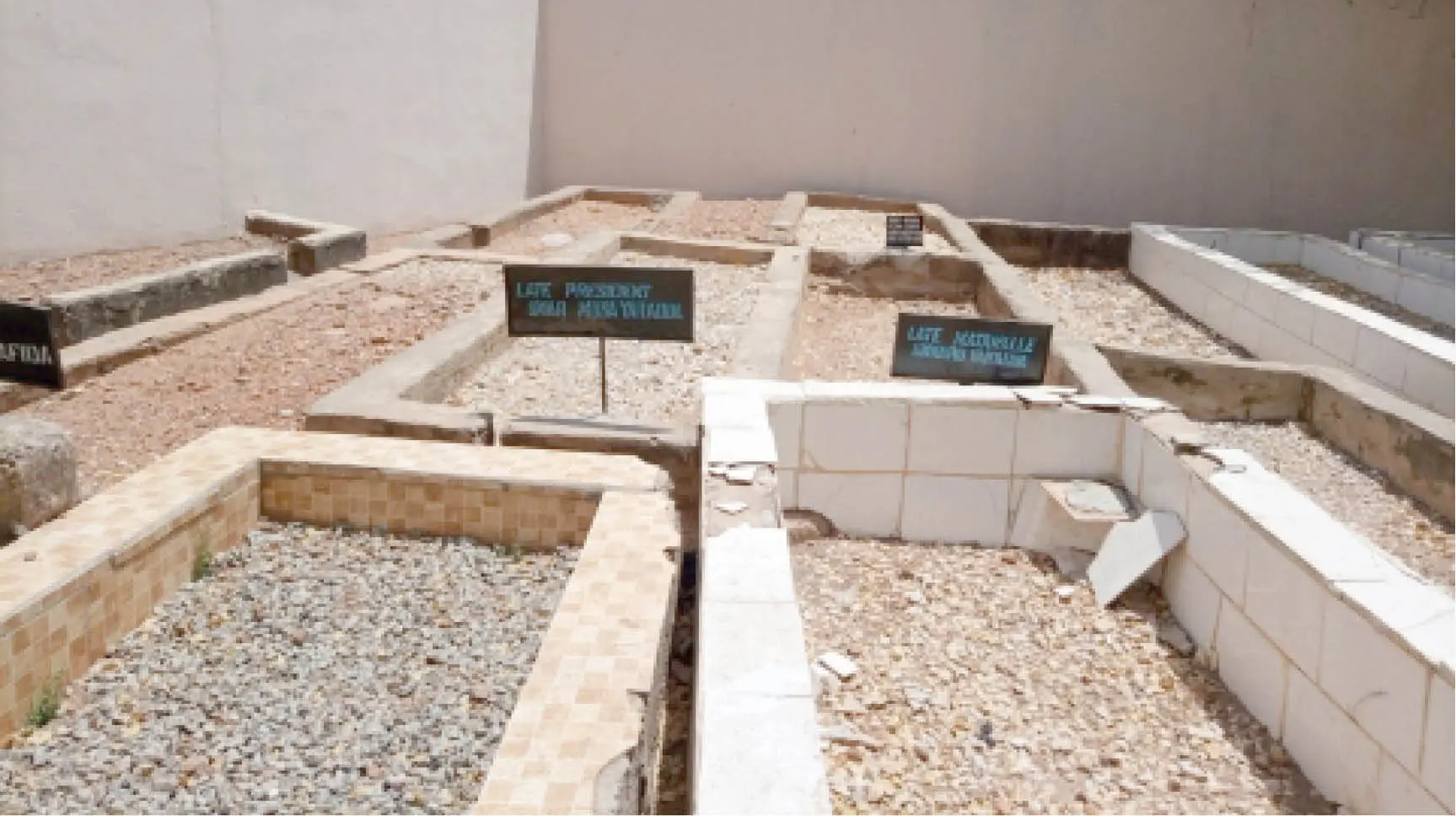 Where President Musa Yar’adua was buried alongside his father and brother.