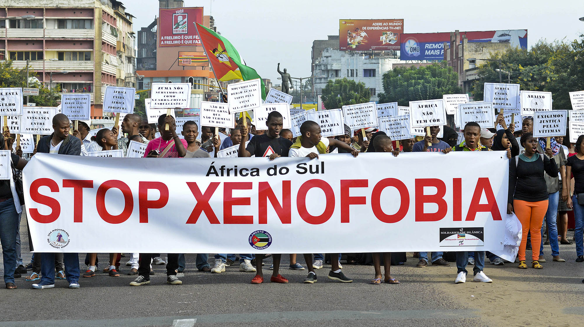Hundreds of people protesting xenophobia in Maputo, Mozambique, on April 25, 2015.
