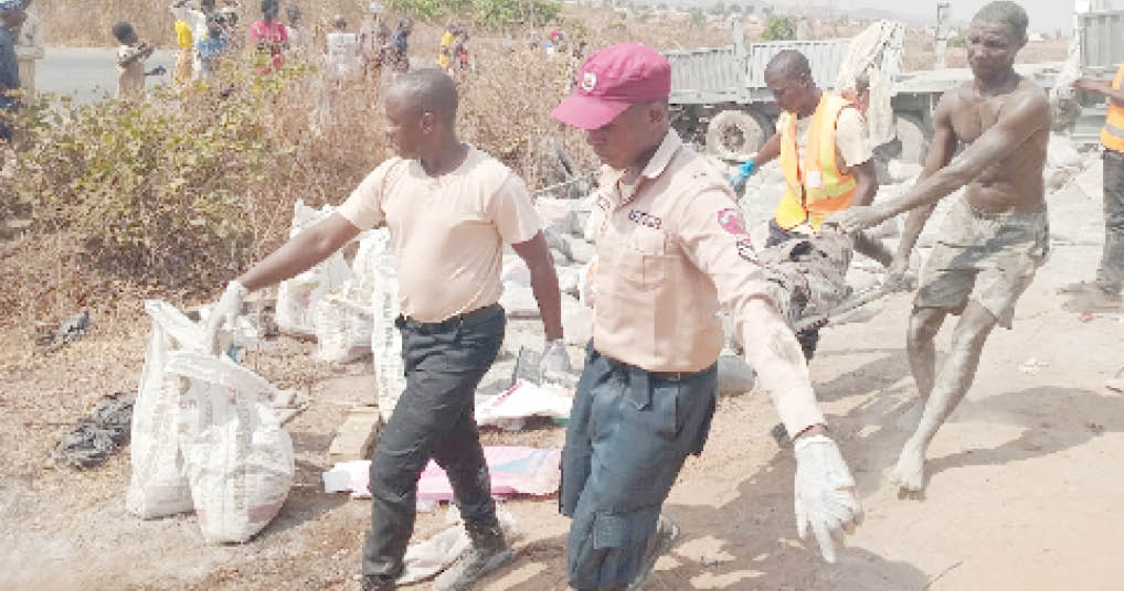 Rescued victims from a road accident near Kwaita village on the Abuja-Lokoja highway.