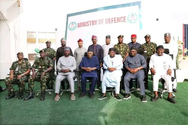Meeting between Governors and Defence Minister on security issues