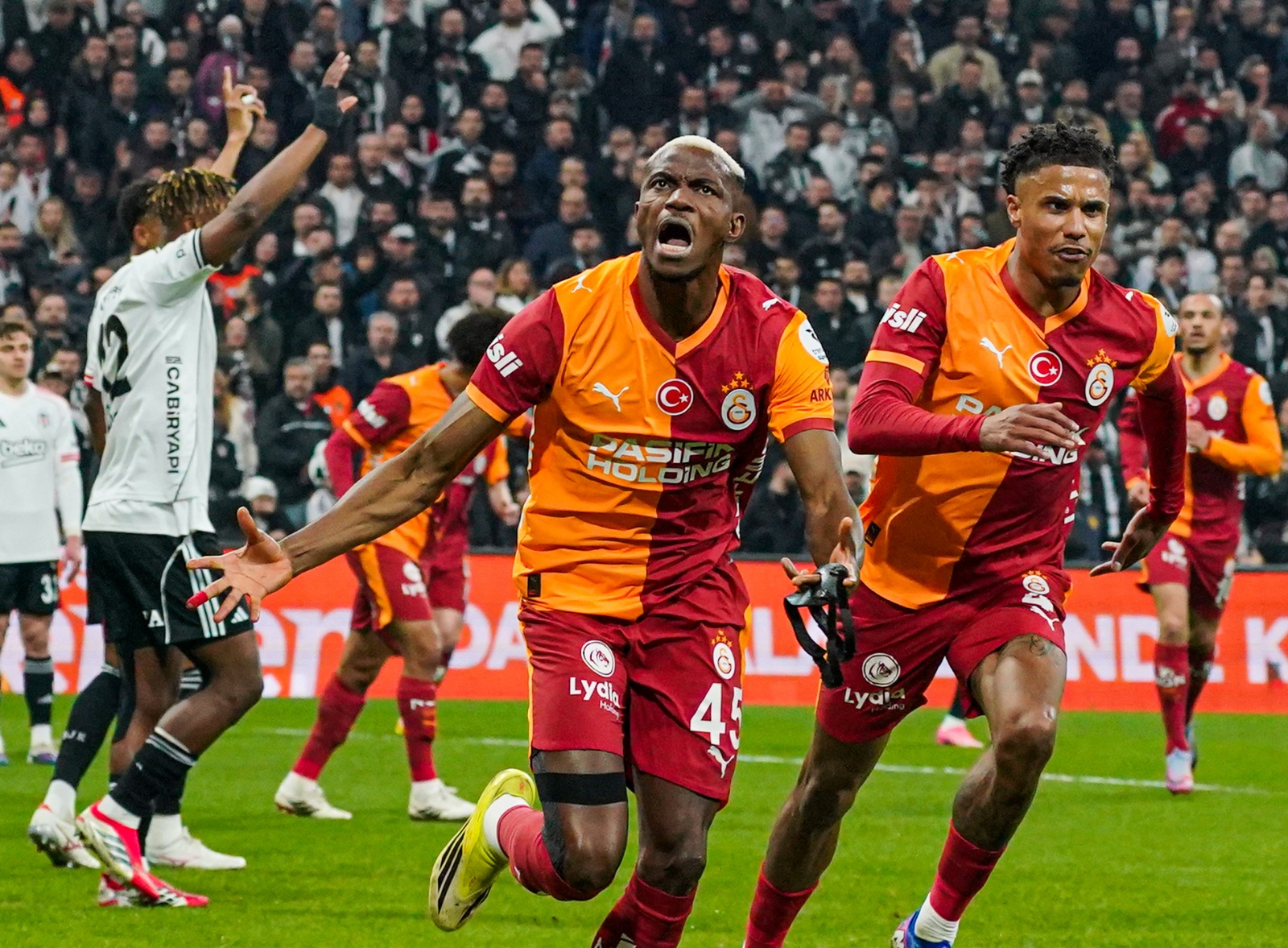 Victor Osimhen celebrating a goal for Galatasaray