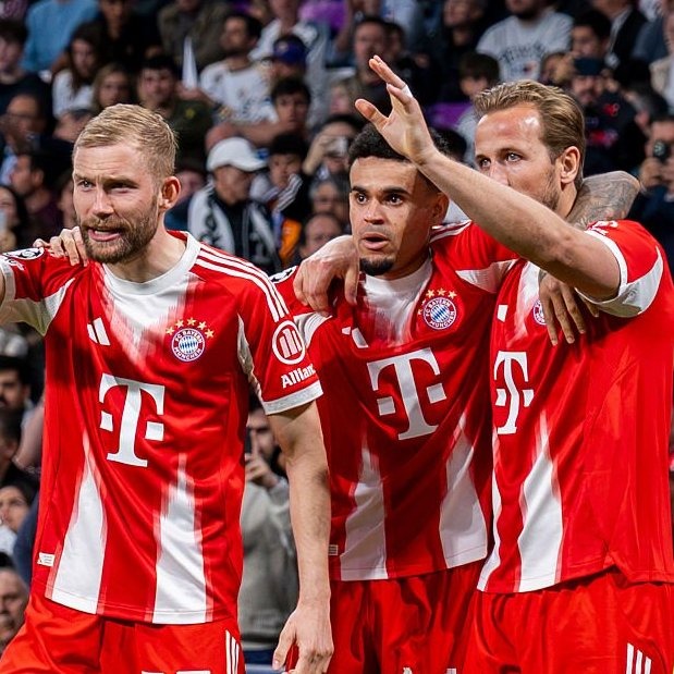Harry Kane celebrating a goal for Bayern Munich.