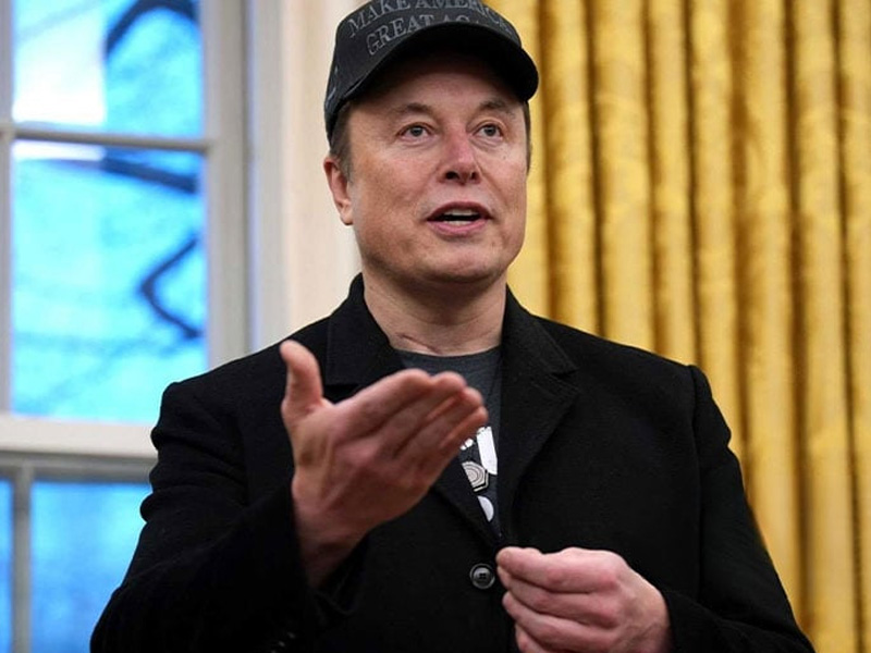 Elon Musk in a courtroom setting.