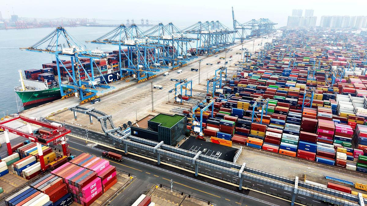 China's Trade Surplus Image