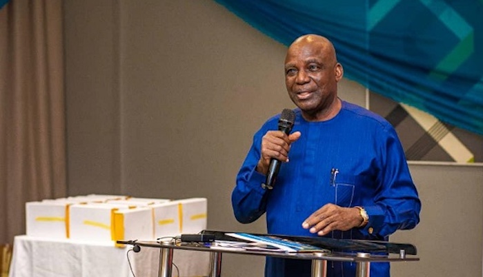 Professor Barth Nnaji speaking at Abia State University