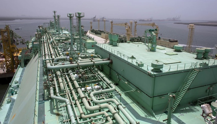 An image depicting renewable energy facilities in Pakistan, illustrating the country's push towards domestic energy sources.