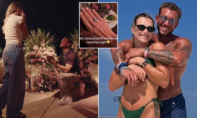 Aryna Sabalenka shares the news of her engagement with a photo of her ring.