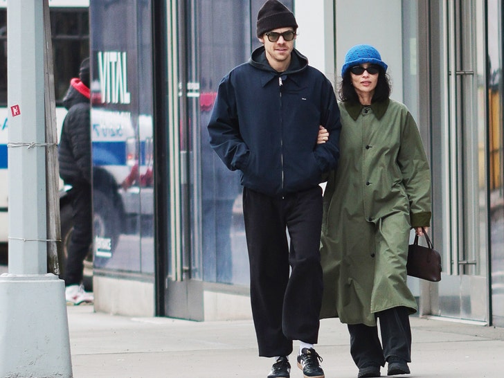Harry Styles and Zoë Kravitz walking together in New York City