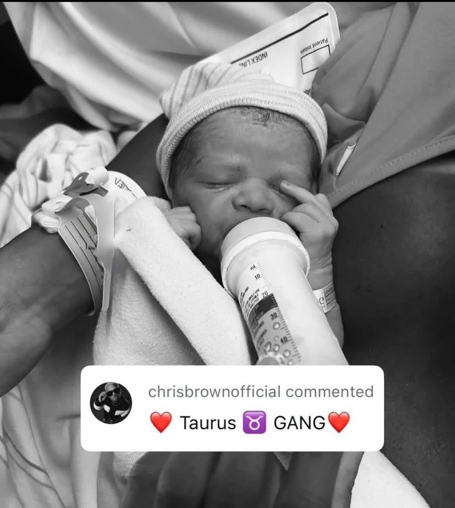 Image of Jada Wallace and Chris Brown celebrating the birth of their son.