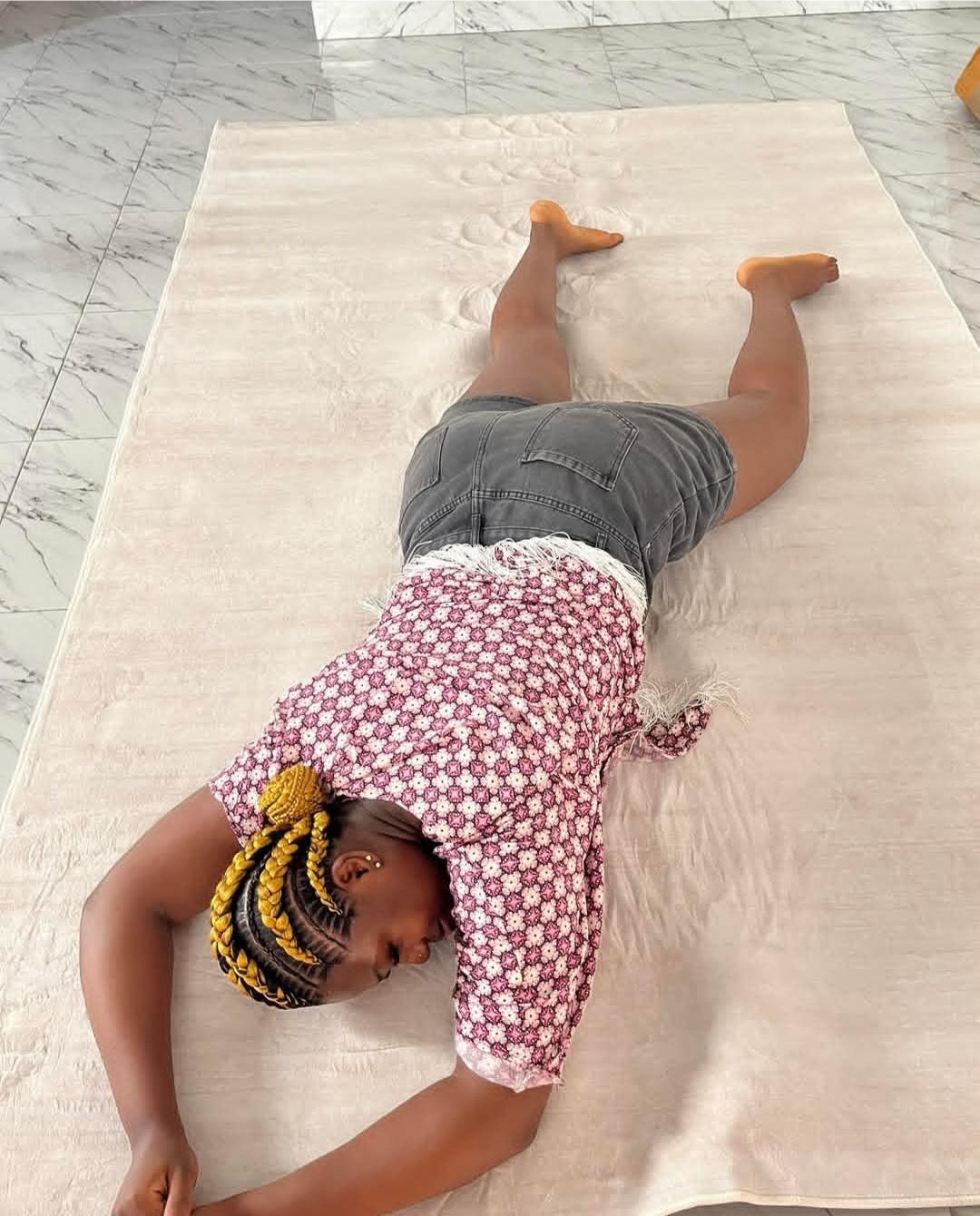 A woman shares her story about avoiding intimacy with her allegedly unfaithful husband.