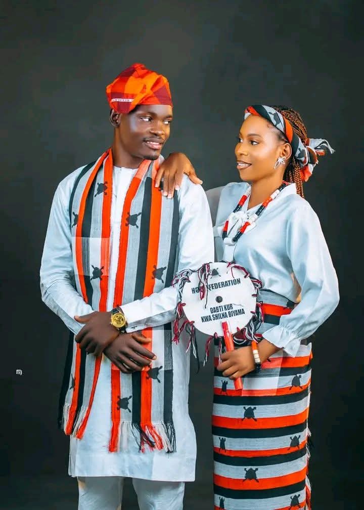 Image illustrating the family's opposition to the wedding