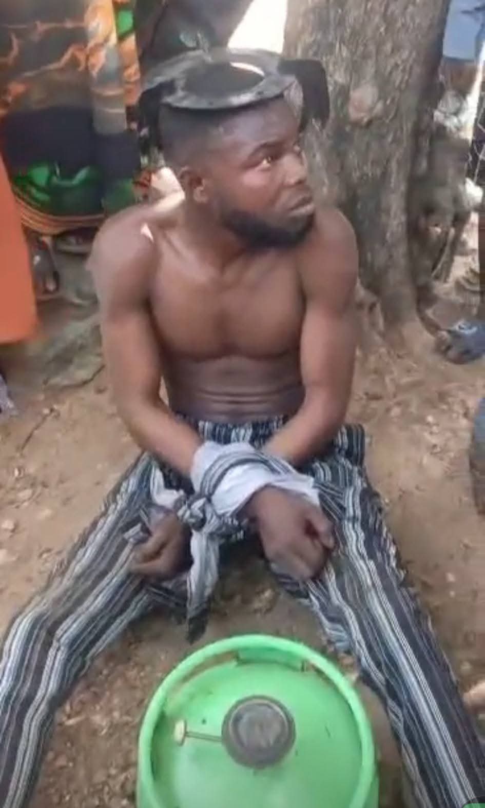 Close-up view of the iron grill from a gas cylinder.