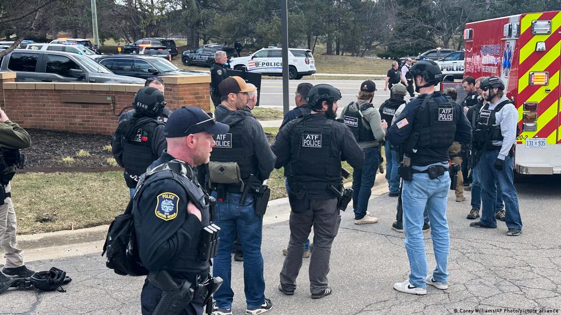 Police at the scene of the attack on the synagogue in Michigan.
