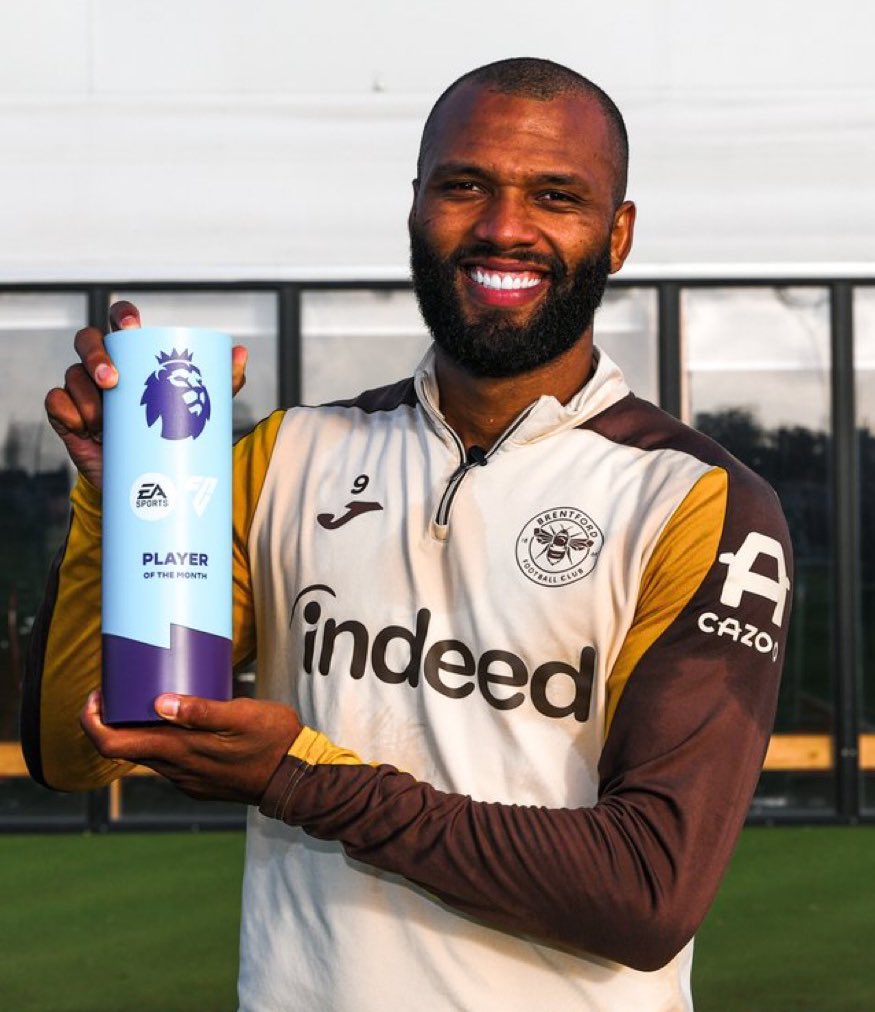 Igor Thiago celebrating after winning the Premier League Player of the Month Award for January
