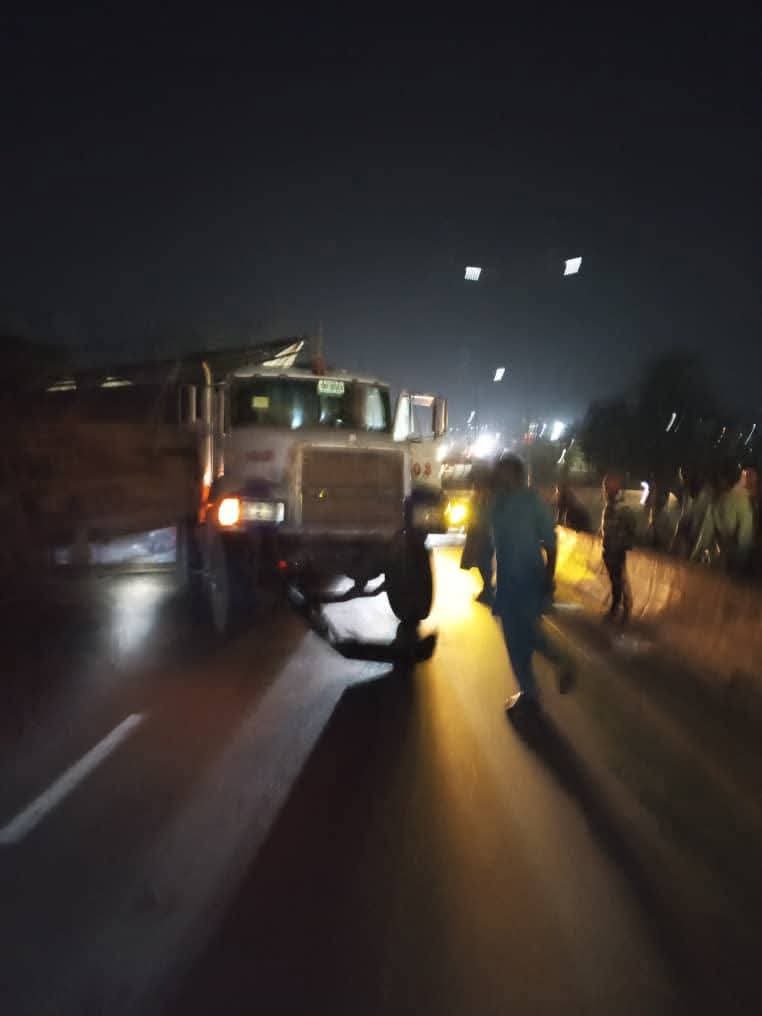 Truck lies overturned on Otedola Bridge