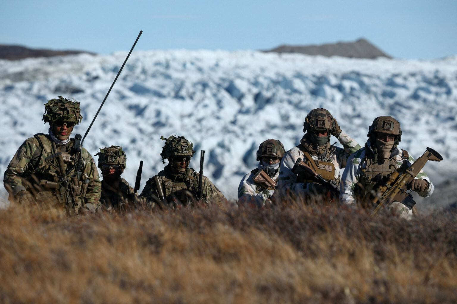 European nations mobilizing troops to Greenland in response to US threats