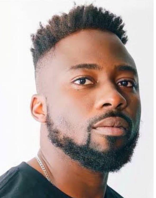 Comedian KlintonCod expressing his concerns about the government's communication with Nigerians.