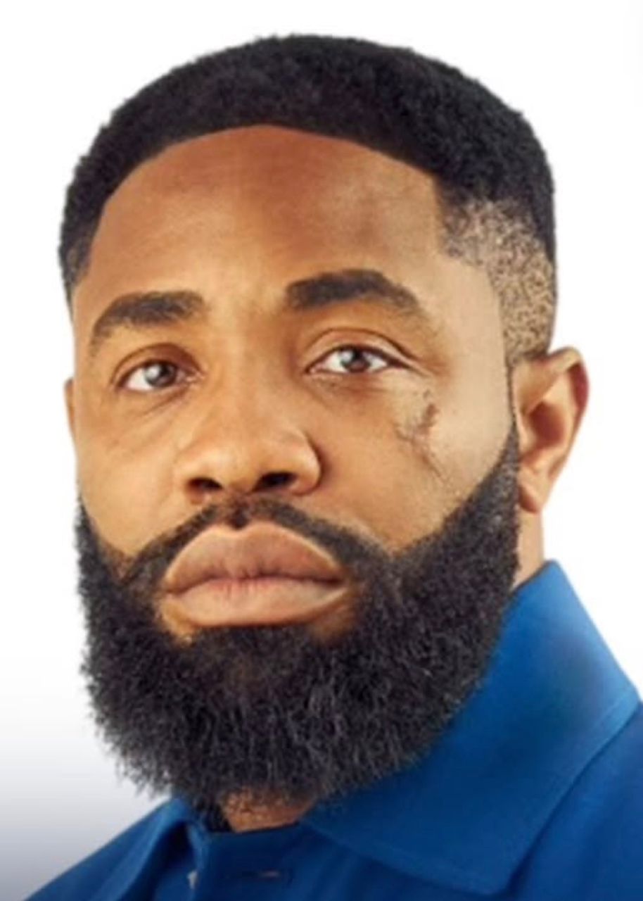 Comedian Arole speaking about parenting concerns