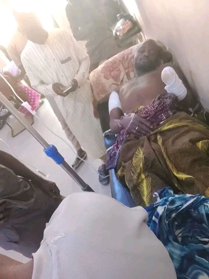 Medical team attending to Abdullahi Isah Nagari