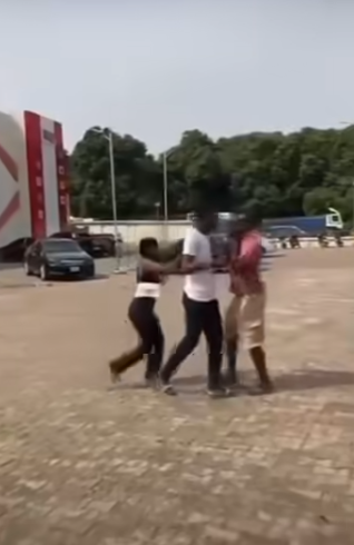 Two men fighting at Lafia City Mall on Valentine's Day