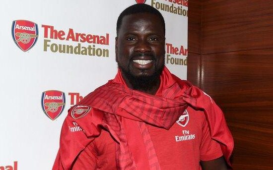 Emmanuel Eboue advises young Arsenal players