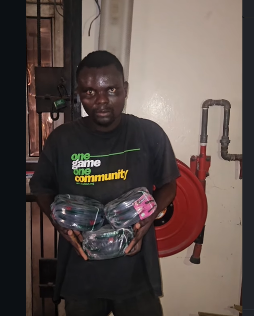 Thief detained after breaking into an electrical store in Lekki