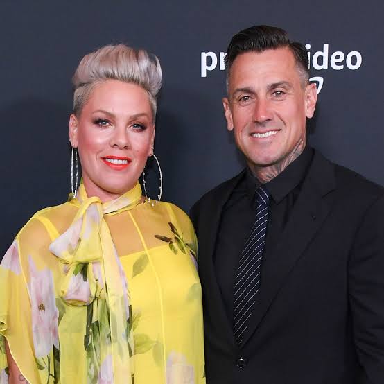 Singer Pink speaking about rumors of her separation from Carey Hart.